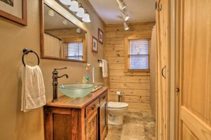 Deer Park Cabin! Blue Ridge Home with Hot Tub and Views - image 2