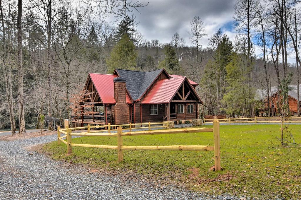 Trout-N-About Riverfront Cabin with Furnished Deck - image 4