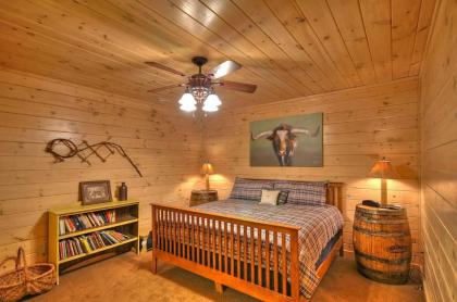 Aska Adventure Lodge by Escape to Blue Ridge - image 11