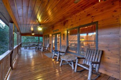 Aska Adventure Lodge by Escape to Blue Ridge - image 12