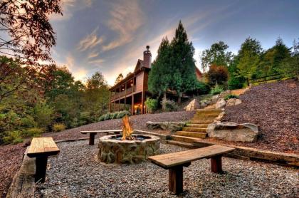 Aska Adventure Lodge by Escape to Blue Ridge - image 13