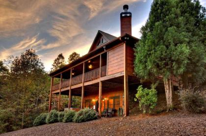 Aska Adventure Lodge by Escape to Blue Ridge - image 15