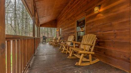 Cozy Cub Cabin by Escape to Blue Ridge - image 16