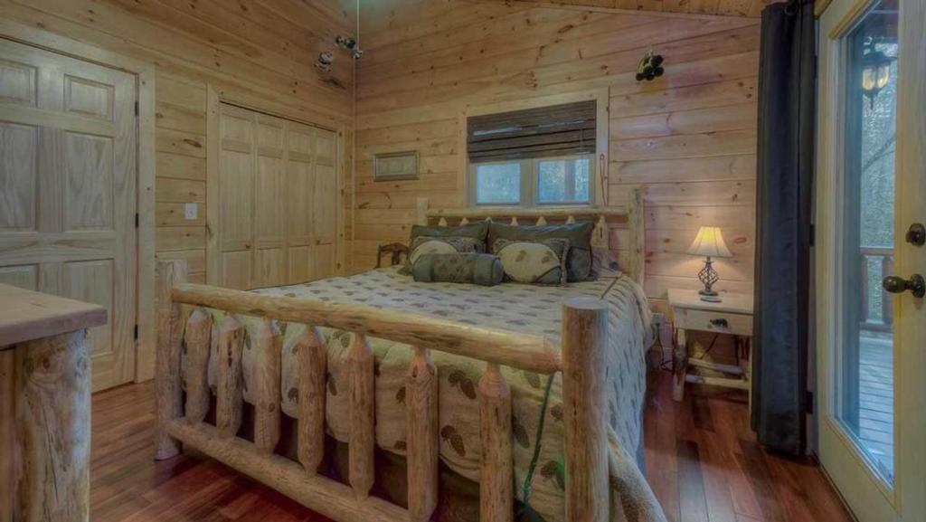 Colby's Cabin by Escape to Blue Ridge - image 7