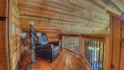 Candlestick Cottage by Escape to Blue Ridge - image 17