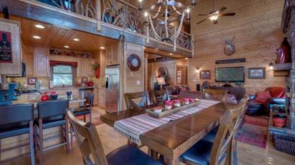 Celtic Weaver Lodge by Escape to Blue Ridge - image 12