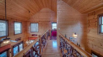 Celtic Weaver Lodge by Escape to Blue Ridge - image 4