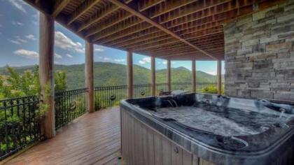 Falling Waters Lodge by Escape to Blue Ridge - image 1