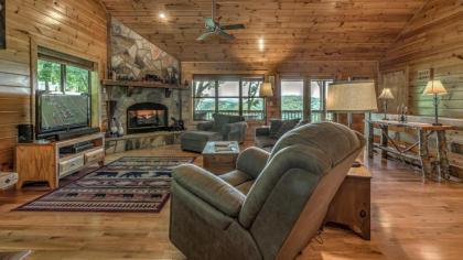 High Country Hideaway by Escape to Blue Ridge - image 16