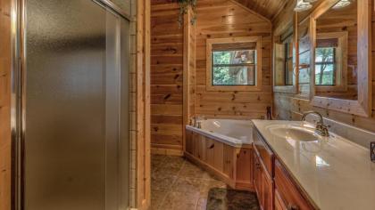 High Country Hideaway by Escape to Blue Ridge - image 5