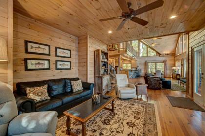 Lodge on the Lake by Escape to Blue Ridge - image 11