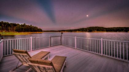 Lodge on the Lake by Escape to Blue Ridge - image 4