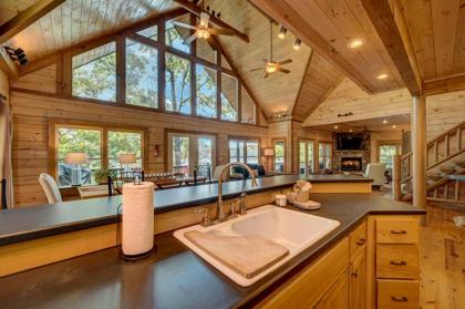 Lodge on the Lake by Escape to Blue Ridge - image 9