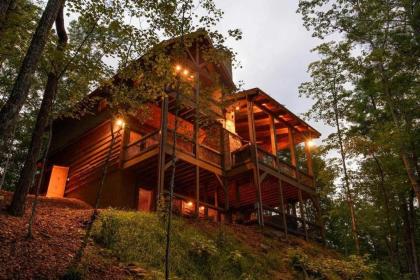 Twin Pine Lodge by Escape to Blue Ridge - image 2