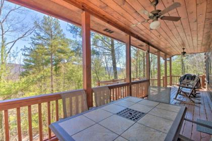 Rustic Cabin with BBQ about 9 Miles to Blue Ridge Lake! - image 16