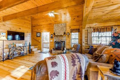 Lazy Bear Lodge - image 1