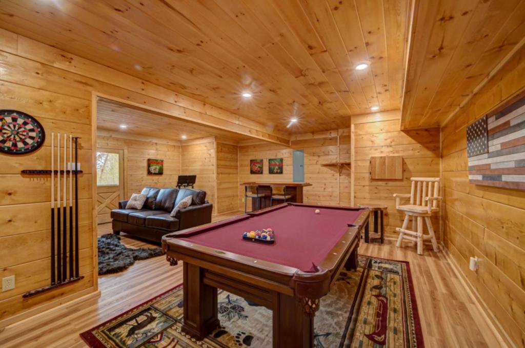 Mountain Bear Lodge by Escape to Blue Ridge - image 7