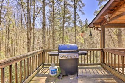 Cozy Blue Ridge Cabin with Deck and Trail Access! - image 9