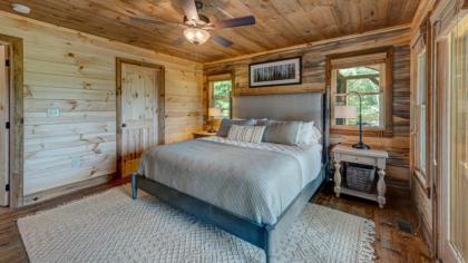 Sasquatch Chalet by Escape to Blue Ridge - image 16