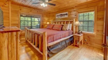 Standing Bear Lodge by Escape to Blue Ridge - image 10