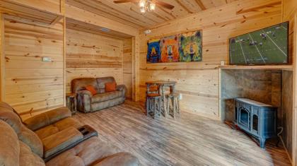 Standing Bear Lodge by Escape to Blue Ridge - image 16