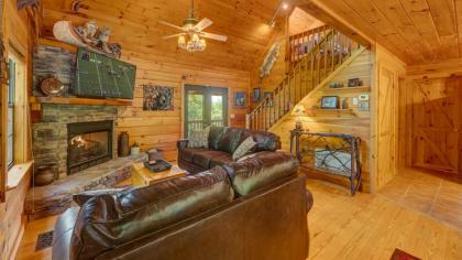 Standing Bear Lodge by Escape to Blue Ridge - image 4