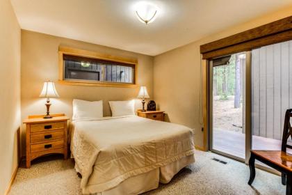 Black Butte Ranch: Spring Home 6 - image 13