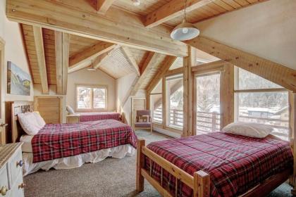 Alpine Ski Lodge: Amazing View and Private Hot Tub - image 12