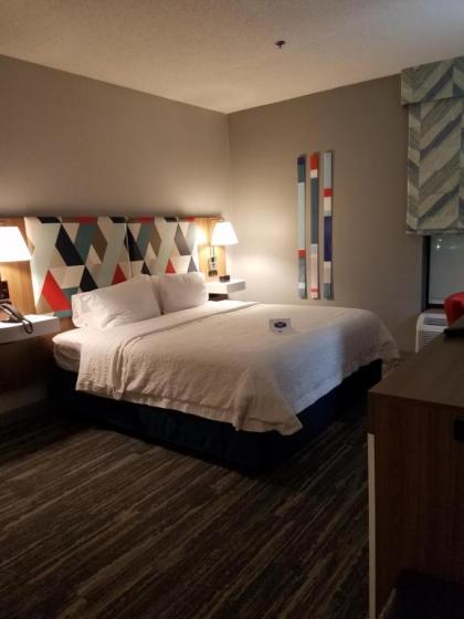 Hampton Inn Kansas City Blue Springs - image 8