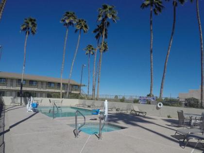 Americas Best Value Inn Blythe CA - image 12