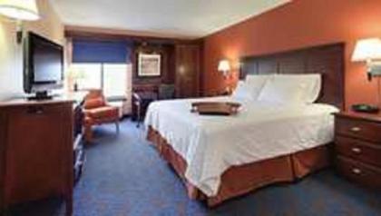 Hampton Inn Blytheville - image 12