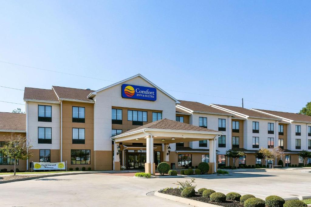 Comfort Inn & Suites Blytheville - main image