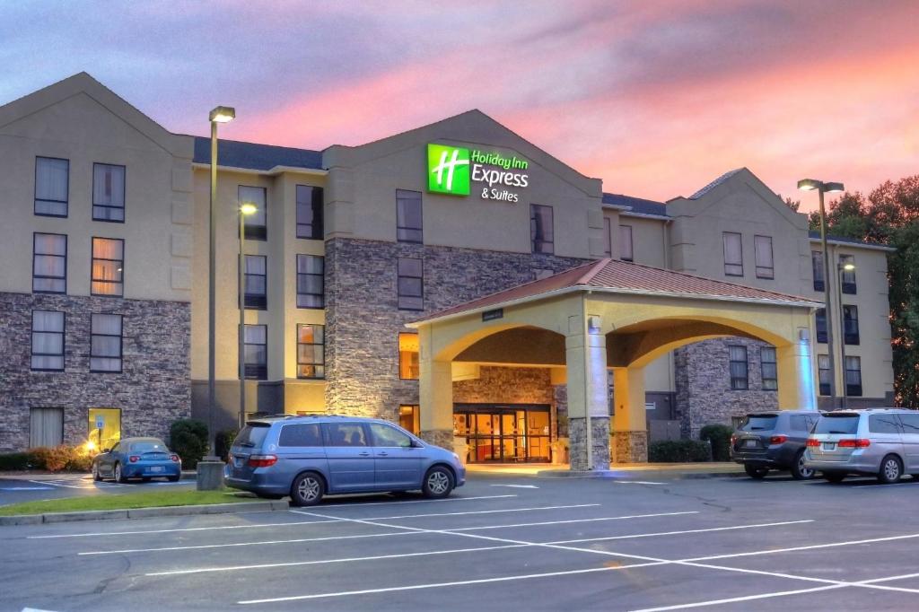 Holiday Inn Express Hotel & Suites Blythewood an IHG Hotel - image 6