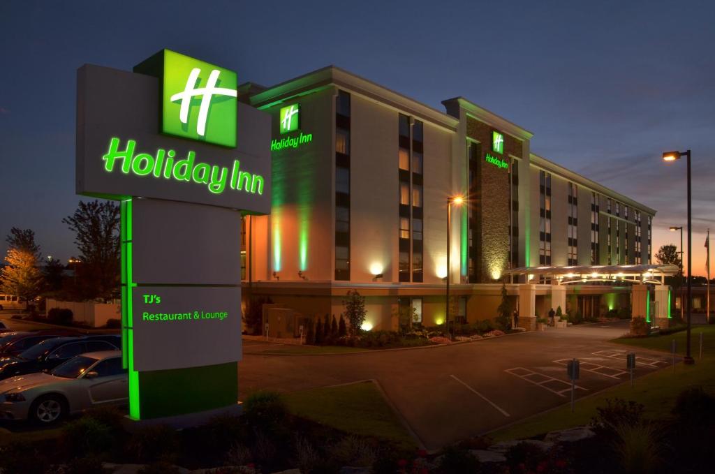 Holiday Inn Youngstown-South - Boardman an IHG Hotel - main image