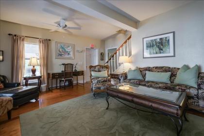 Anchor Inn - Unit 3 Apts - image 3