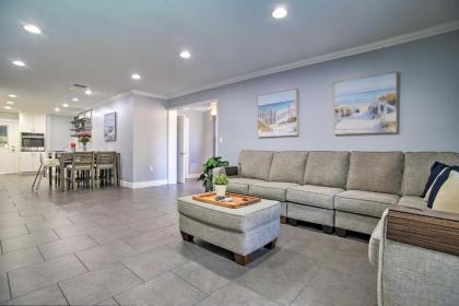 Pet-friendly Paradise with Pool about 6 Mi to Beach! - image 8