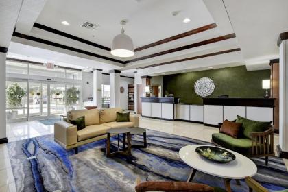 Fairfield Inn and Suites by Marriott San Antonio Boerne - image 3