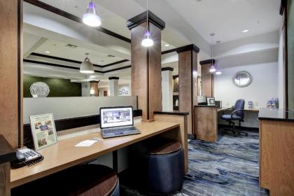 Fairfield Inn and Suites by Marriott San Antonio Boerne - image 9