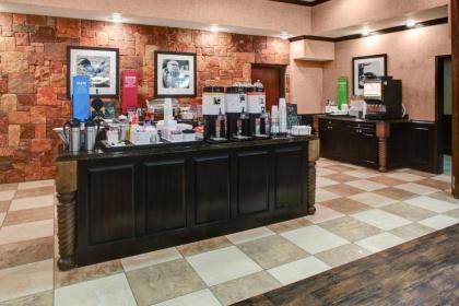 Hampton Inn & Suites Boerne - image 12