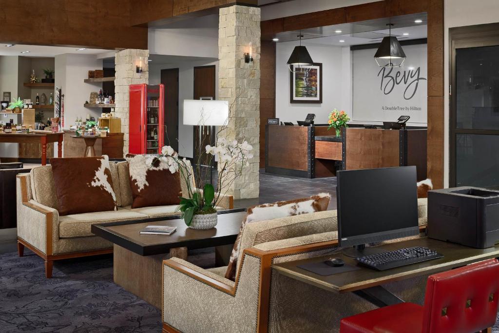 The Bevy Hotel Boerne A Doubletree By Hilton - image 6