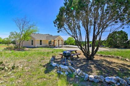 Beautiful Boerne Casita - 13 Mi to Downtown! - image 8