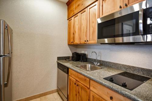 Homewood Suites by Hilton Boise - image 3