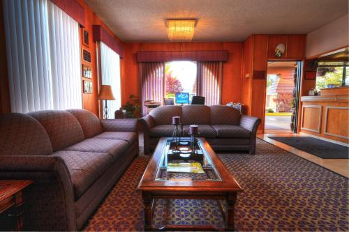 Cottonwood Suites Boise Riverside Downtown - image 4