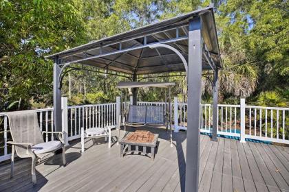 Coastal Bokeelia Oasis Pool Deck and Fire Pit - image 11