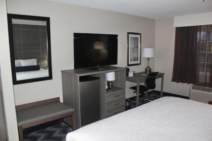 Best Western Plus Bolingbrook - image 11