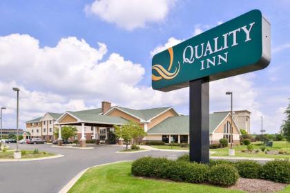 Quality Inn Bolingbrook I-55 - image 9