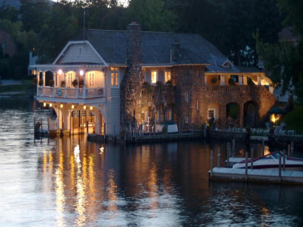 Lake George Boathouse Bed & Breakfast - main image