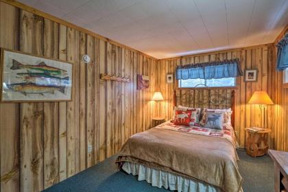 Alderbrook Lodge in Bolton with Private Lake! - image 6