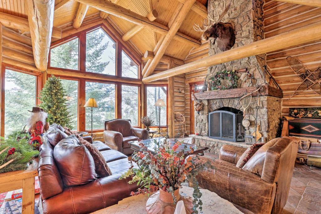 Extravagant Private Cabin By Beaver Creek and Vail! - main image