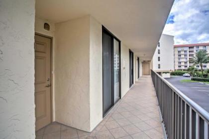 Oceanfront Bonita Springs Condo with Pool Access! - image 4